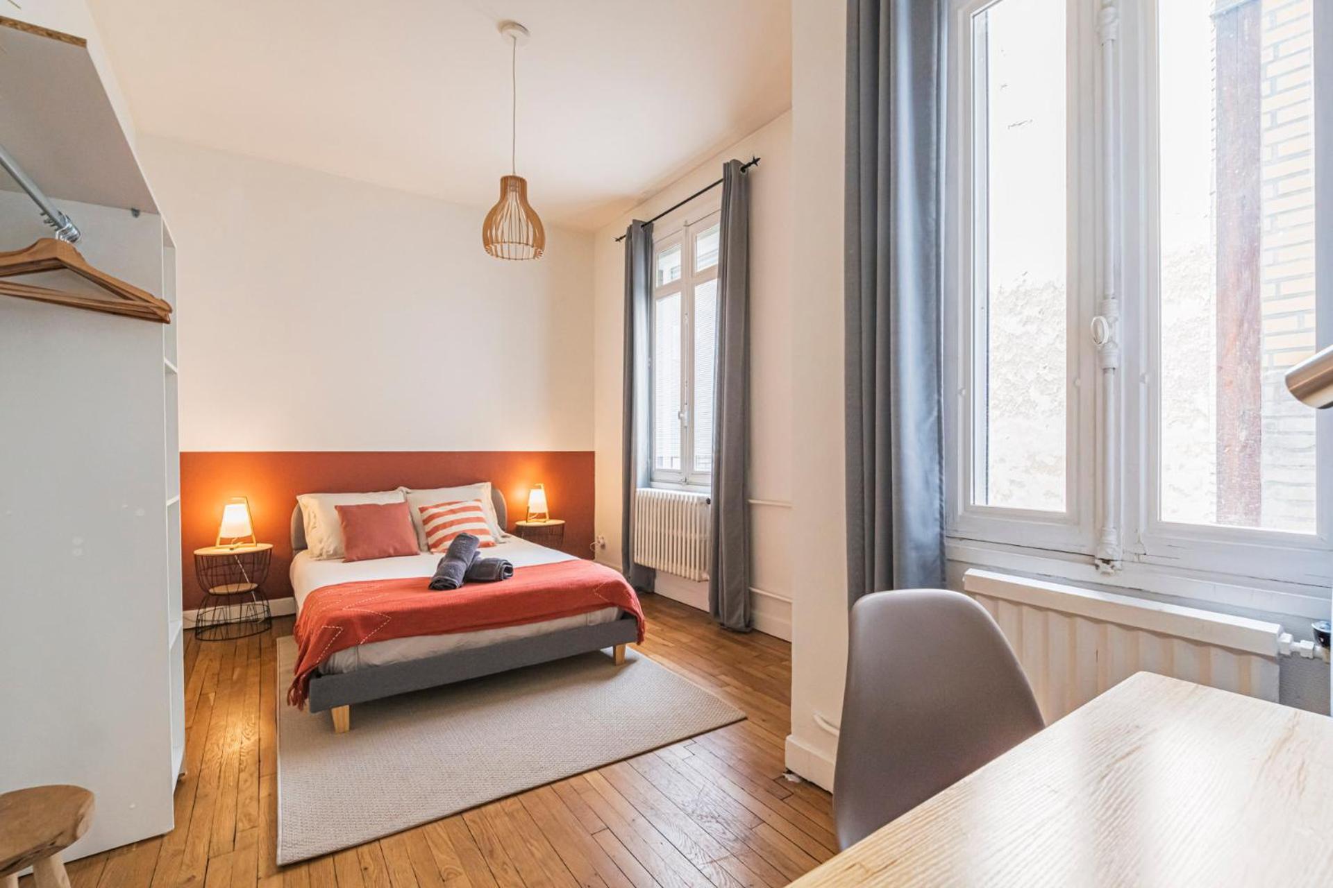 ריימס L'Haussmannien - Spacieux 4 Chambres - Centre - Gare מראה חיצוני תמונה